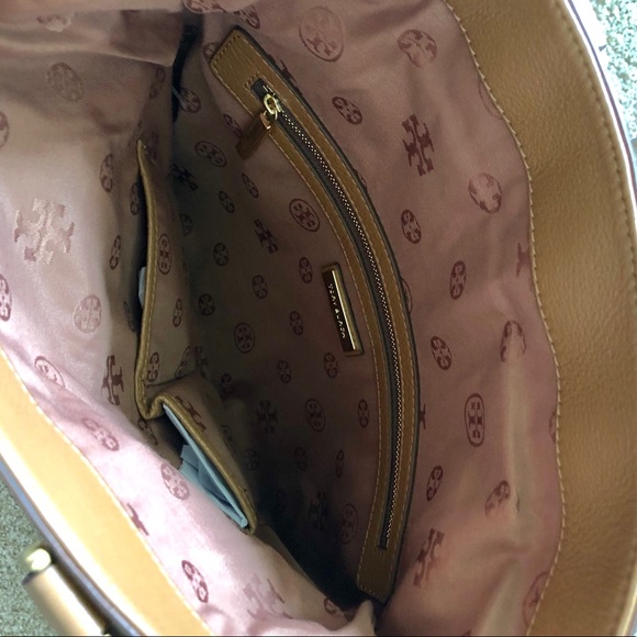 • S O L D • Tory Burch Crossbody - Picture 6 of 6